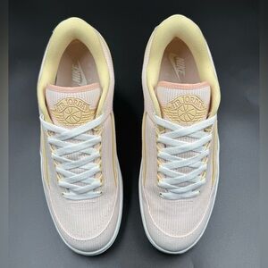 Jordan 2 Retro Low Craft Atmosphere